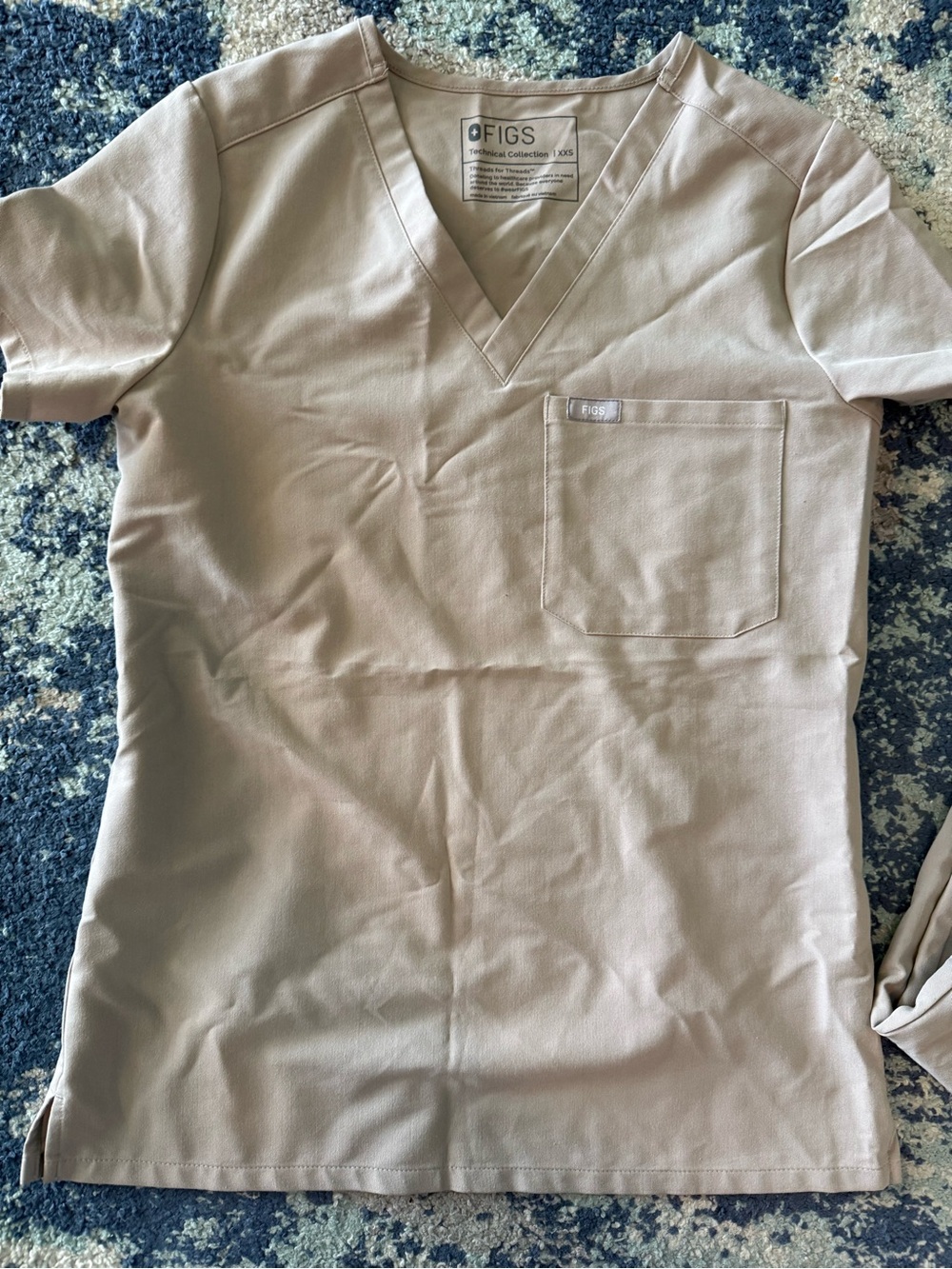 FIGS V-Neck Scrub set XXS Top XS bottoms